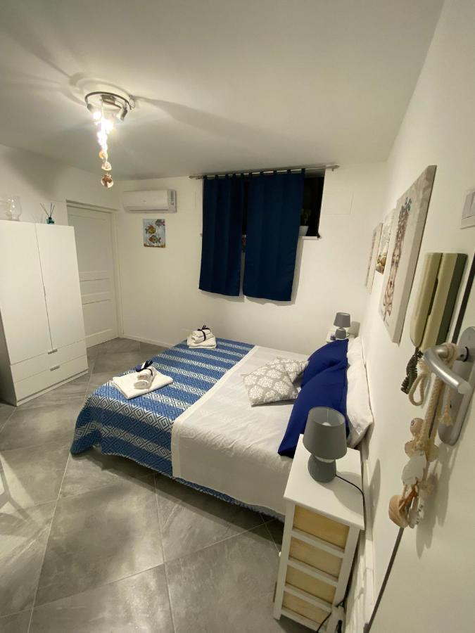 Al Centro Di Tutto Apartment Palermo Ngoại thất bức ảnh